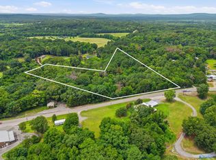 Hough Rd, Laceys Spring, AL 35754