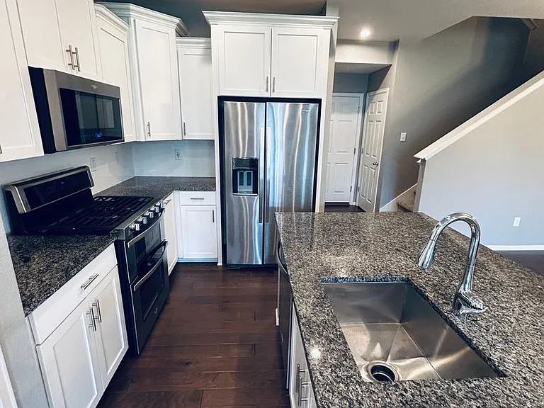 215 Jackson Dr — Photo 18