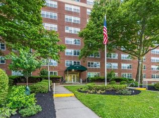 926 Bloomfield Ave APT 2M, Glen Ridge, NJ 07028