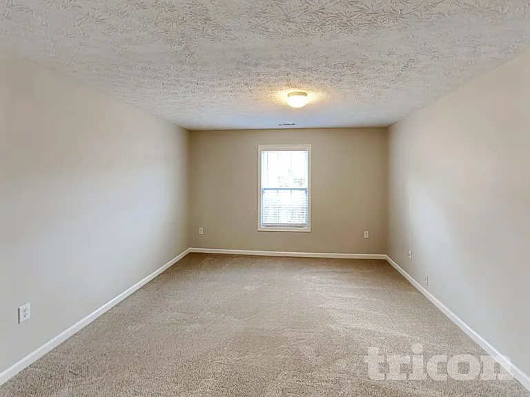 126 Remington Place Dr — Photo 9
