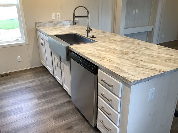 3rd image of 582 S Gallery Dr #113