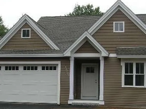11 Garden Circle #3-3, Hudson, NH 03051