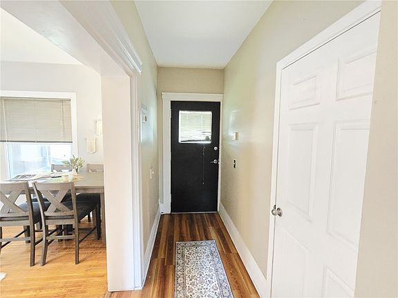 5th image of 534 S Goodman St
