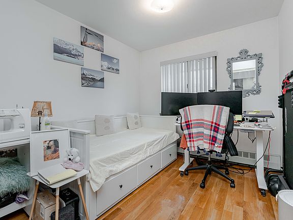 3rd image of 3045 38th St #2