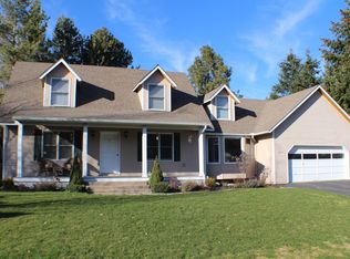 880 SE Edge Knoll Dr, Pullman, WA 99163