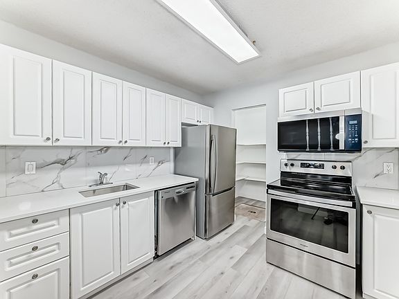 5th image of 1503 Mill Woods Rd E #23