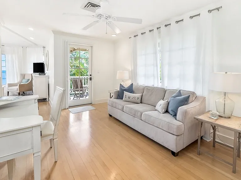 5687 Kalanianaole Hwy — Photo 26