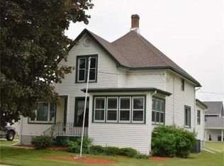 18 W Jefferson St, Waupun, WI 53963