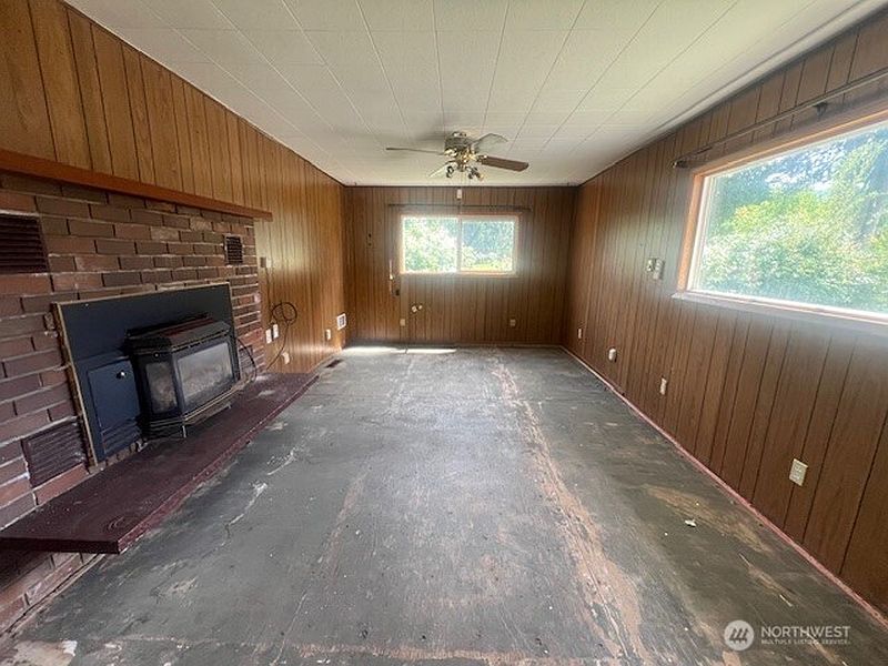 4th image of 38211 SE 85th Street