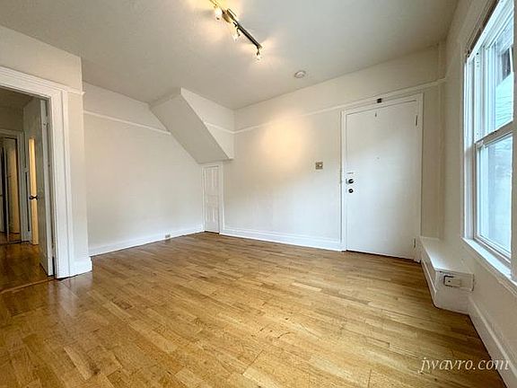 3rd image of 990 De Haro St #996A