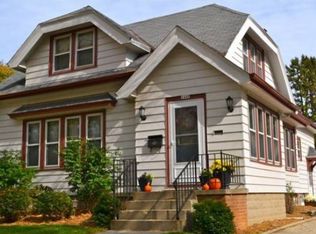 2440 N 66th St, Wauwatosa, WI 53213