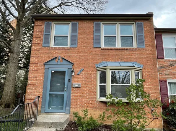 131 W Annandale Rd, Falls Church, VA 22046