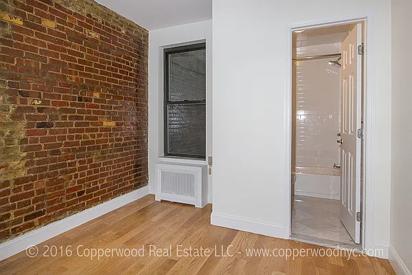 Rented by Copperwood Real Estate | media 33