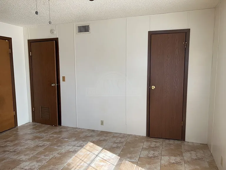 3104 Julie Ln — Photo 15