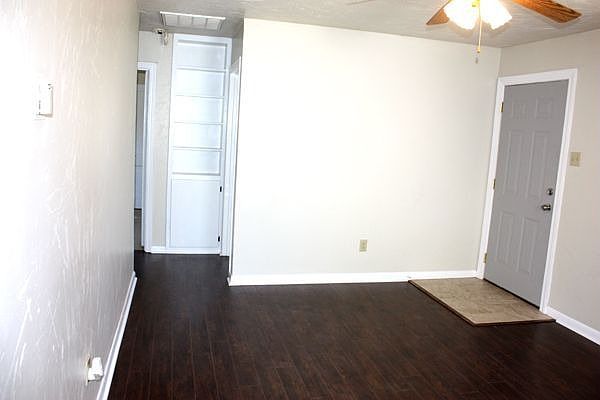 2nd image of 4611 Bowie St