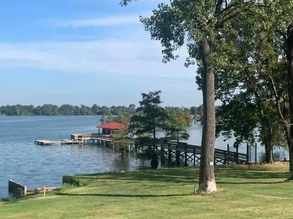 2400 Lakehall Rd, Lake Village, AR 71653