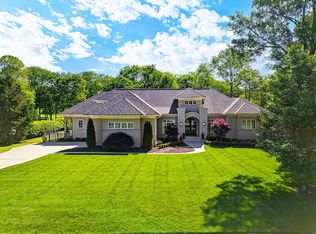 12117 Pine Valley Club Dr, Charlotte, NC 28277