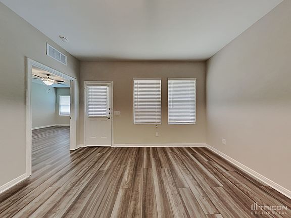 2nd image of 7435 Guadalupe St