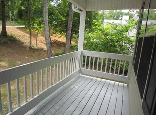 618 Dovie Pl, Lawrenceville, GA 30046