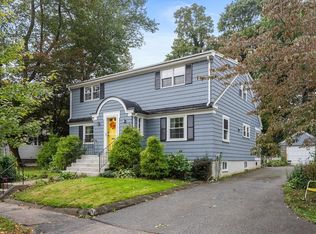 17 Centre Ln, Milton, MA 02186