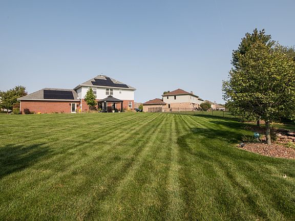 3rd image of 21470 English Cir