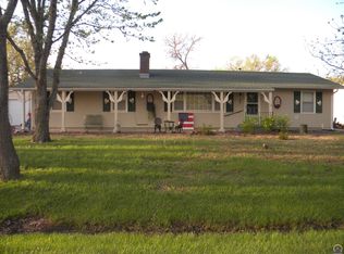 313 W 7th St, Lebo, KS 66856