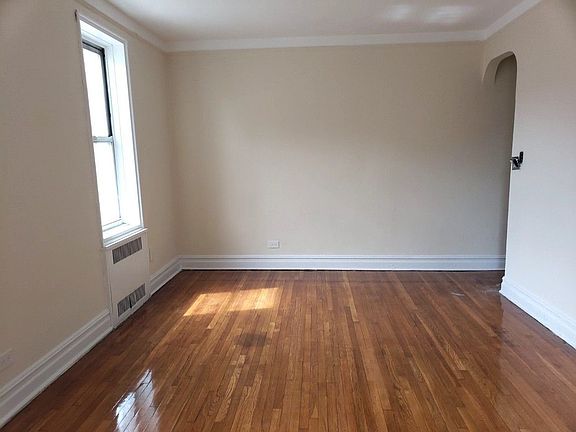 2nd image of 30 Lefferts Ave #2W
