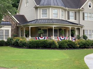 200 W Ridge Dr, Canton, GA 30114