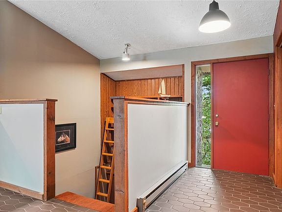 5th image of 527 Imperial Rd