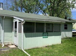 8 Howard Dr, Coxsackie, NY 12051