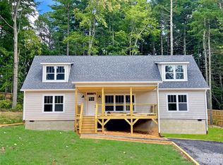 170 Cascade Ridge Rd, Fairview, NC 28730