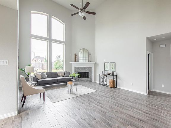 2nd image of 28438 Sycamore Falls Ln