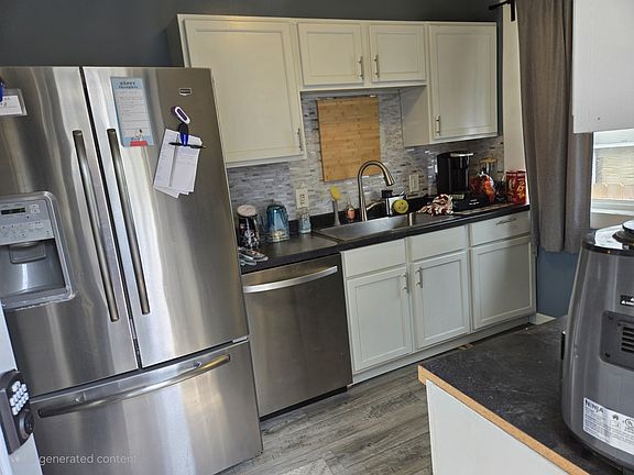 5th image of 606 Blair Ave
