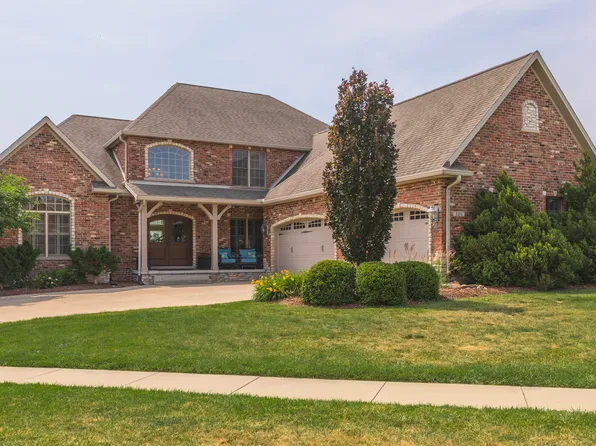3101 Fiona Way, Bloomington, IL 61704