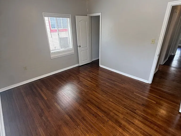 4926 Baltimore Dr — Photo 16