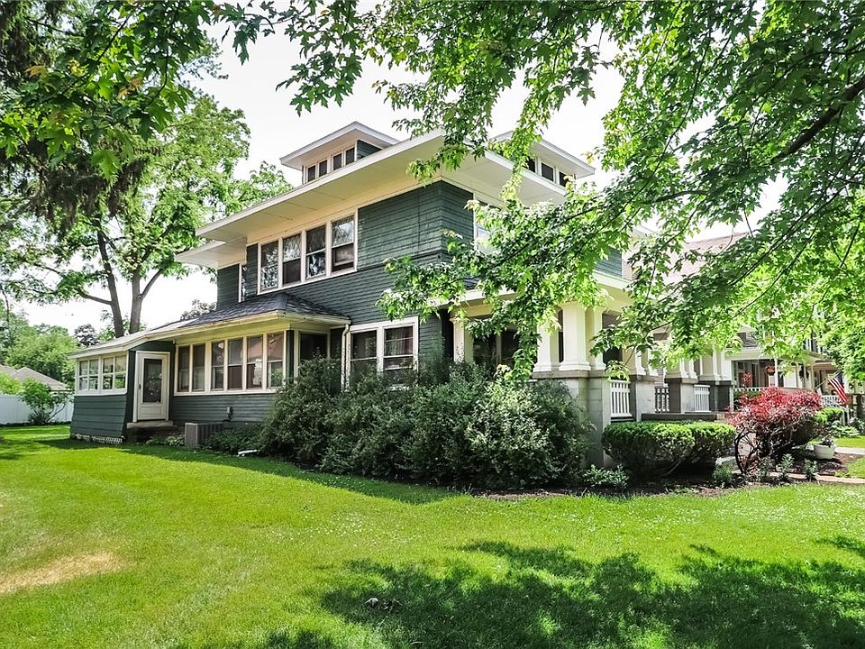 75 W Church St, Fairport, NY 14450 Zillow