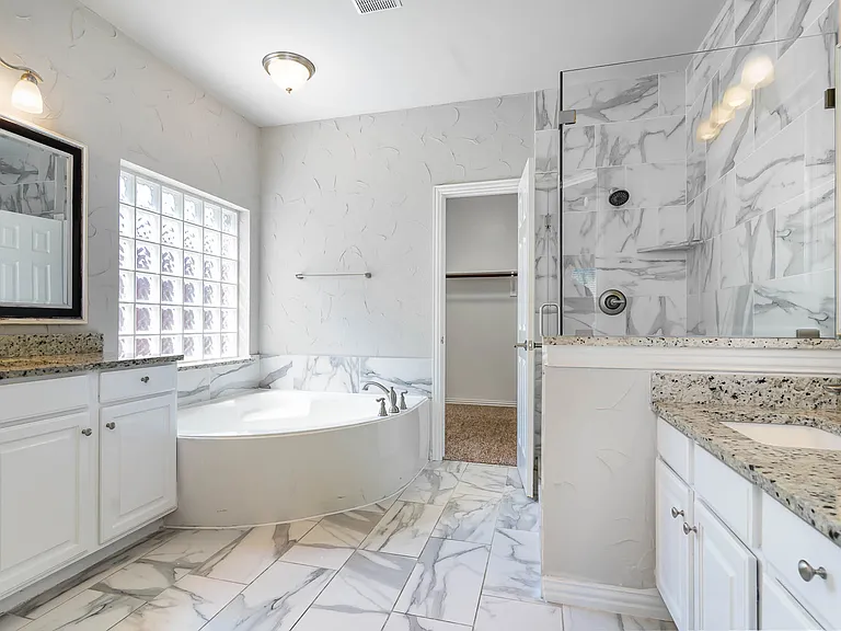 2940 Hagen Dr — Photo 11