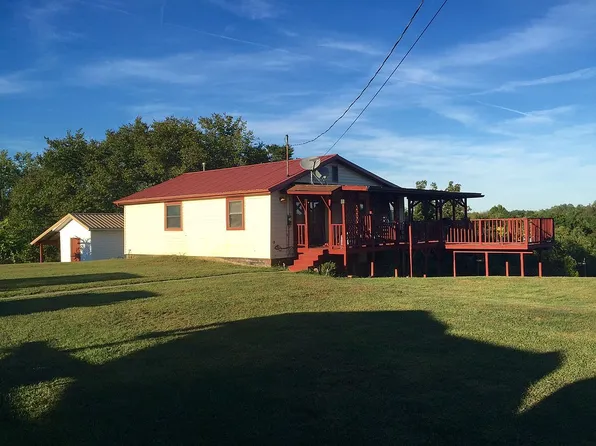 154 Scott Comentary Rd, Red House, WV 25168