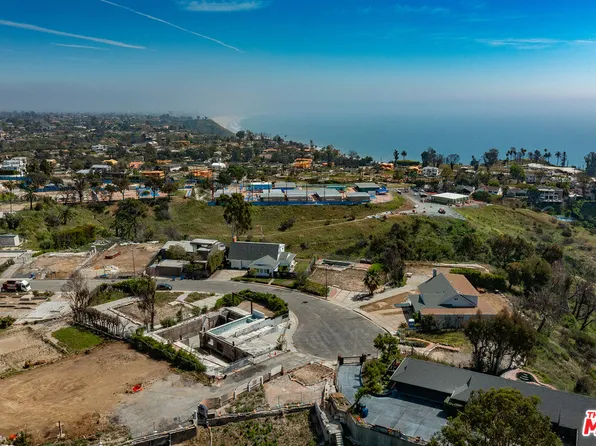 16943 Dulce Ynez Ln, Pacific Palisades, CA 90272