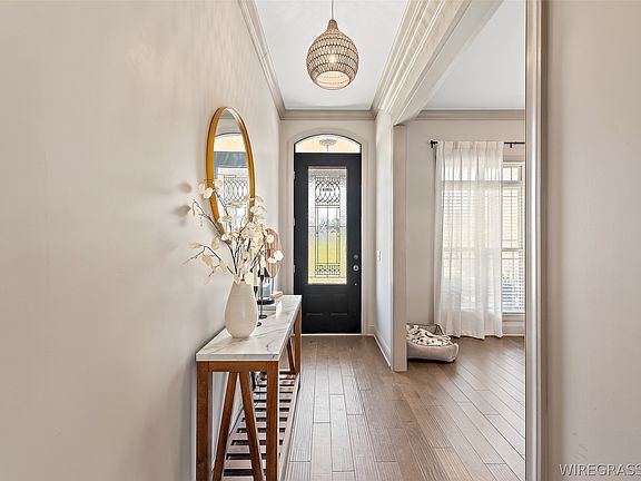 4th image of 206 Central Park Cir