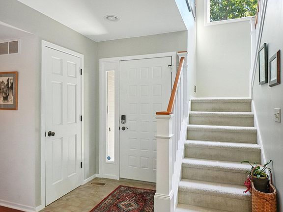 4th image of 4524 Cottonwood Dr
