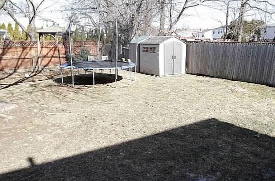 4th image of 11036 Kelvin Ave