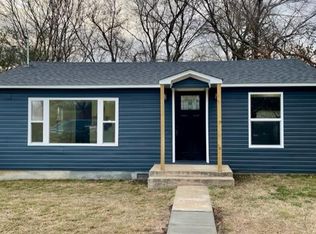 110 N Eisenhower St, Monett, MO 65708