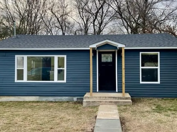 110 Eisenhower Street, Monett, MO 65708