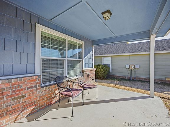 2nd image of 11089 N 115th East Ave