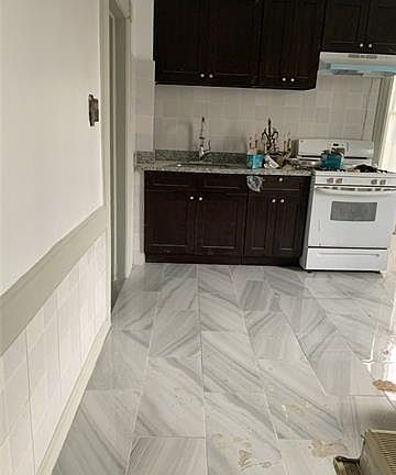 2nd image of 129 Park Hill Ave
