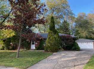 1819 N Chestnut Ave, Arlington Heights, IL 60004