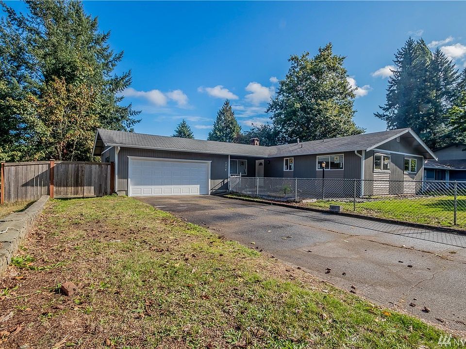 1st image of 4218 Hornet Dr NE