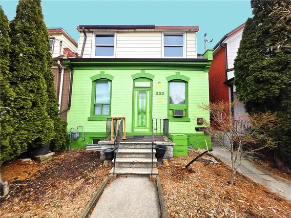 220 Emerald St N, Hamilton, ON L8L 5K8