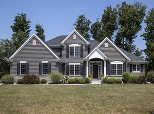 9122 Curry Ln, Clarence Center, NY 14032